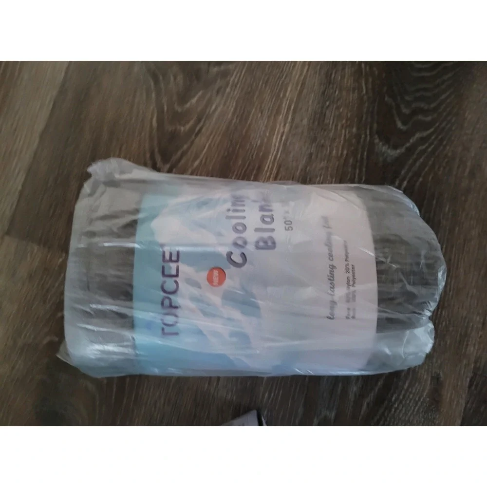 Topcee Cooling Blanket 50x70 Grey Q-max 0.5 Long Lasting Cooling Feel New #2